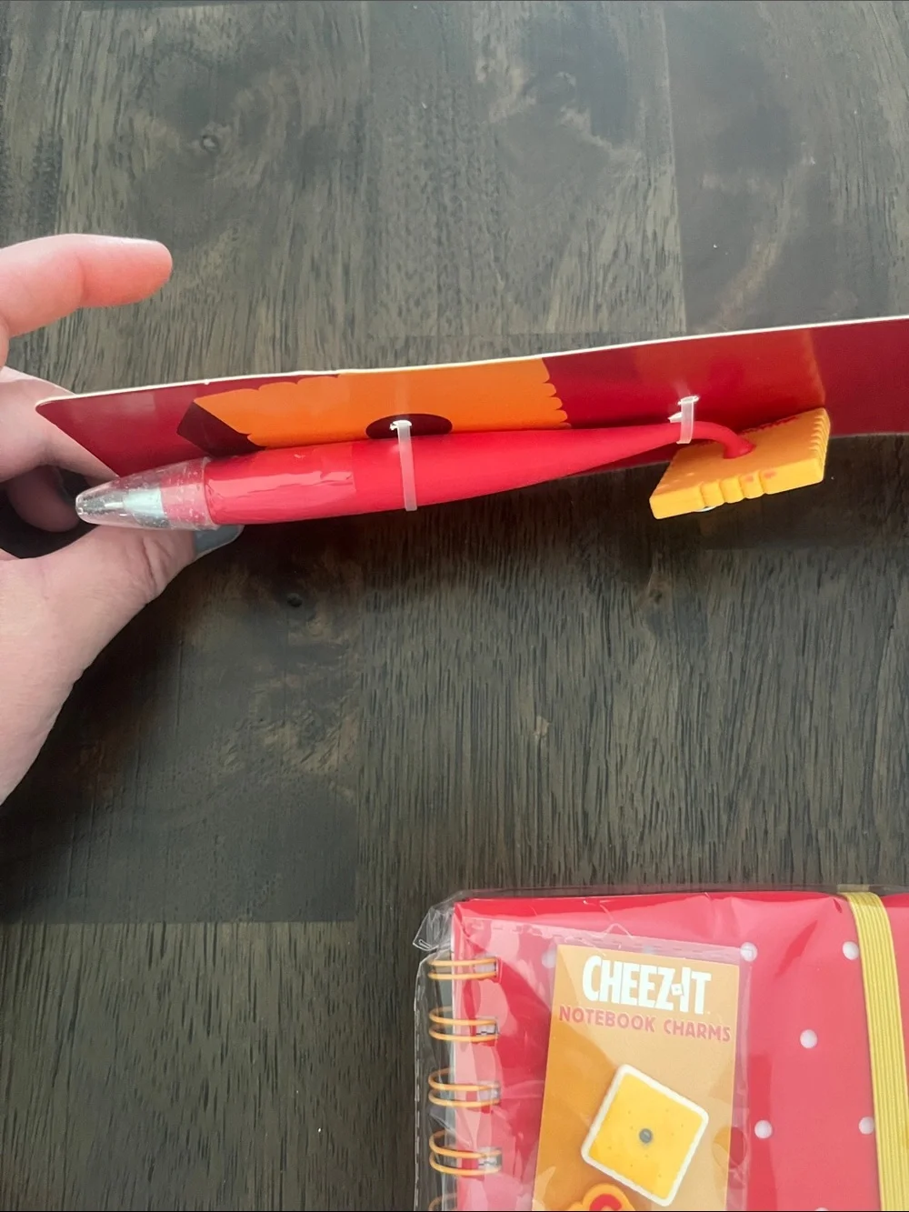 Cheez It Stationary Set Cheez It Wobble Pen & Cheez It Notebook w/ 2 Charms NWT